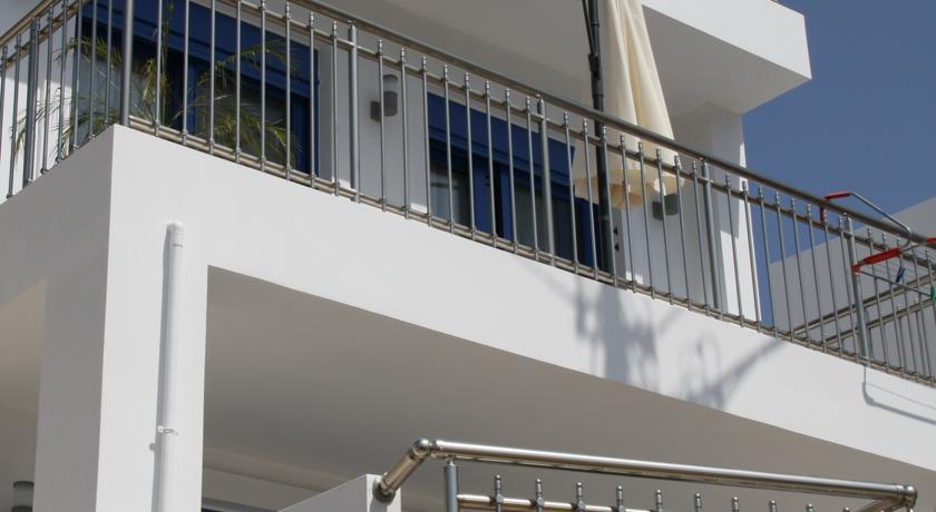 Sunorama Apts-Studios Bali  Bilik gambar